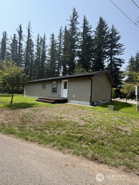 41229 May Creek Drive Property Photo 7