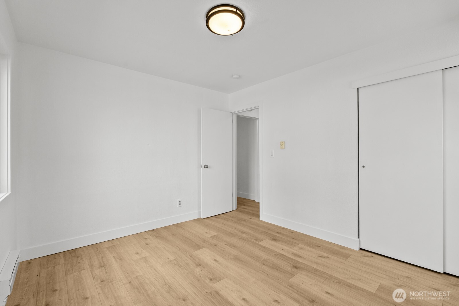 3842 E K Street Property Photo 11