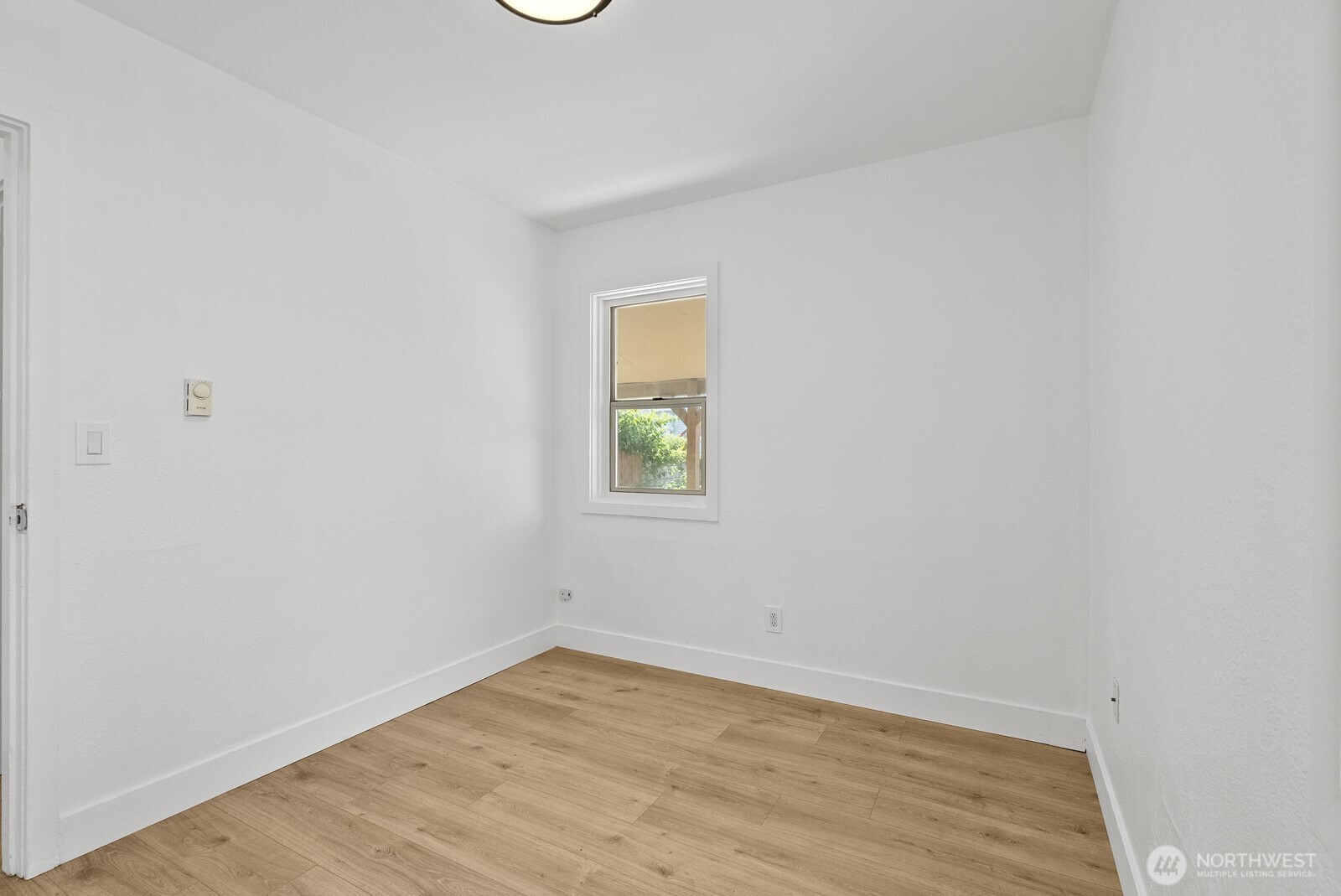 3842 E K Street Property Photo 16