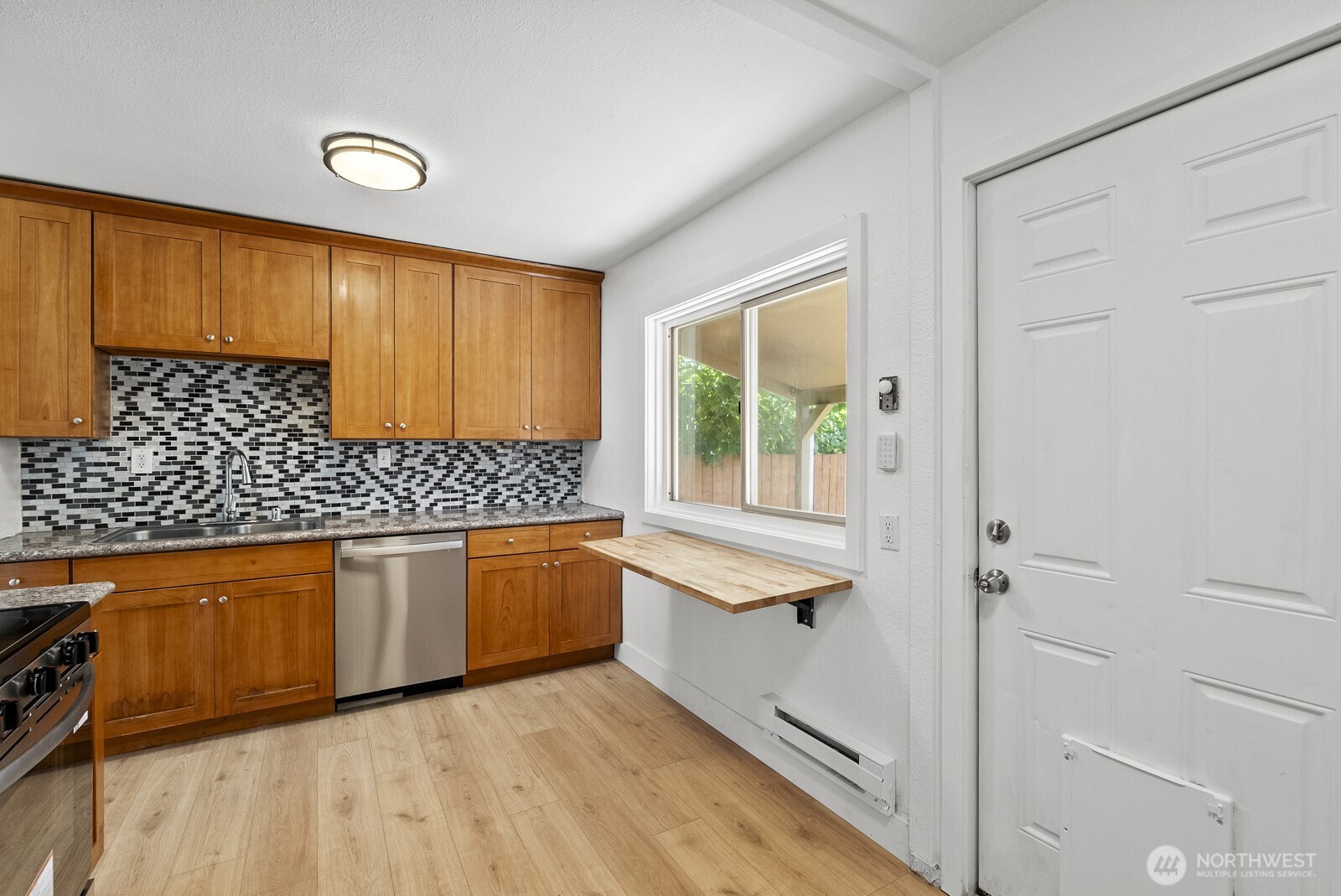 3842 E K Street Property Photo 21