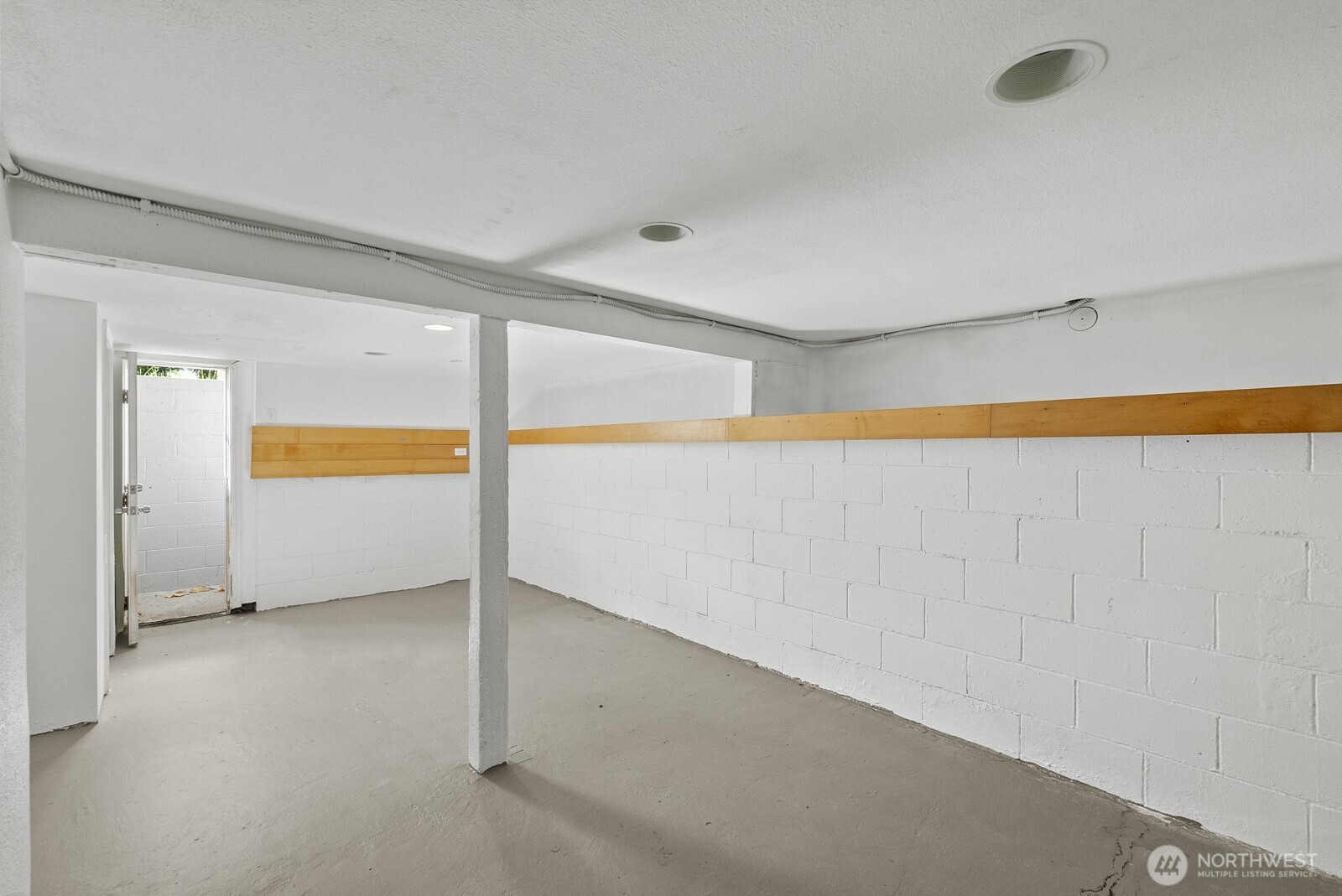3842 E K Street Property Photo 25