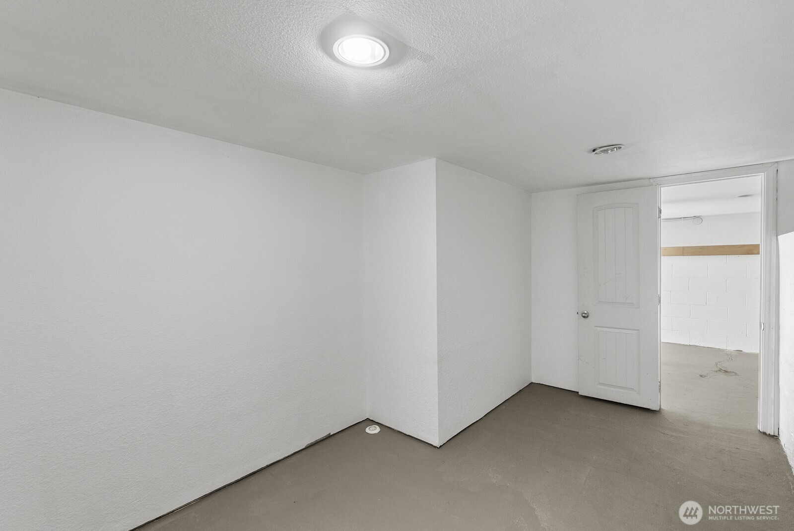3842 E K Street Property Photo 27