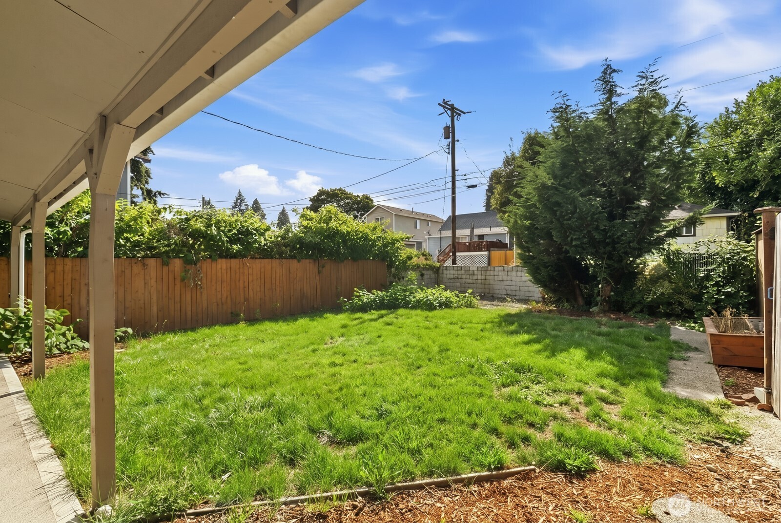3842 E K Street Property Photo 32