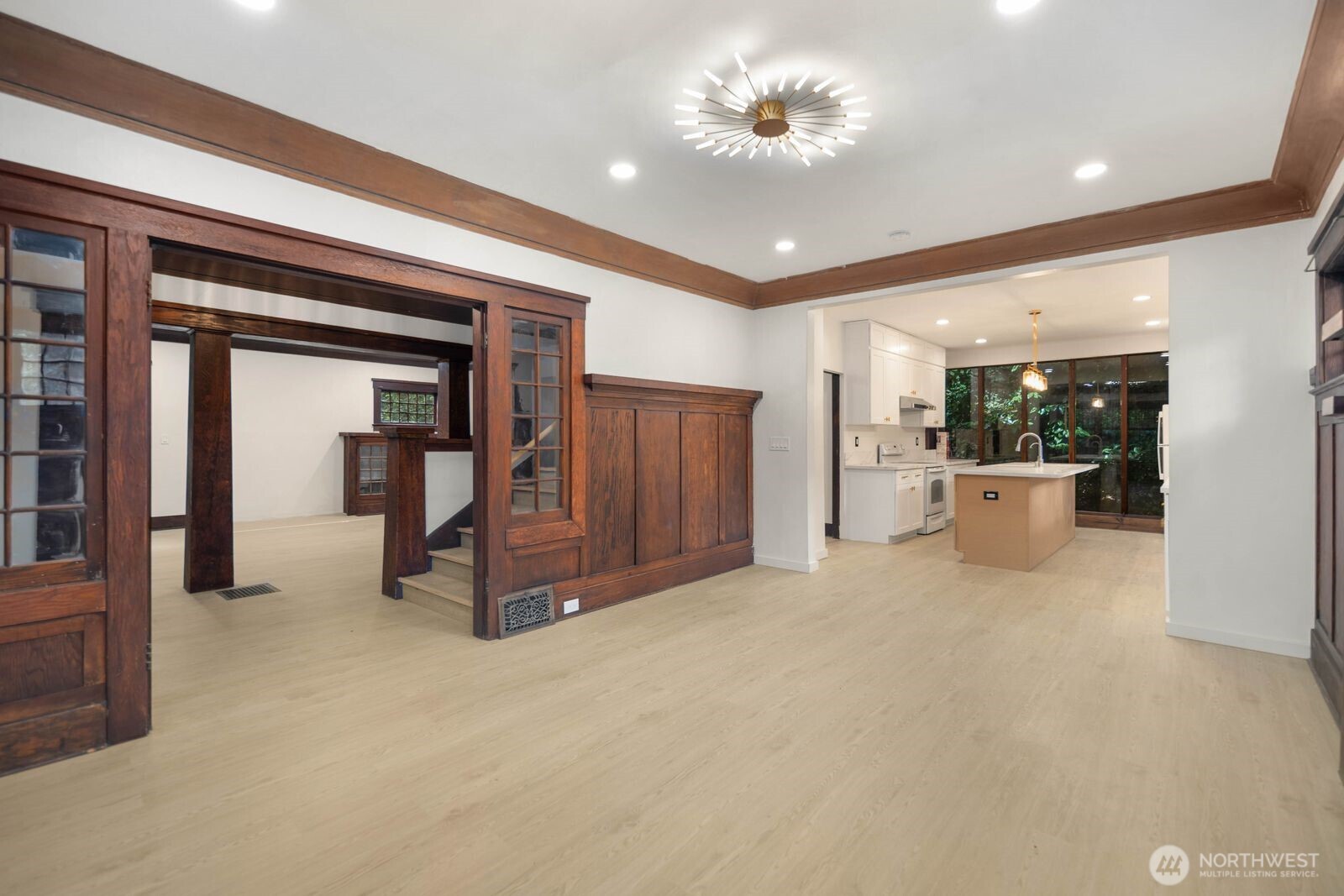 2109 Aurora Avenue Property Photo 8