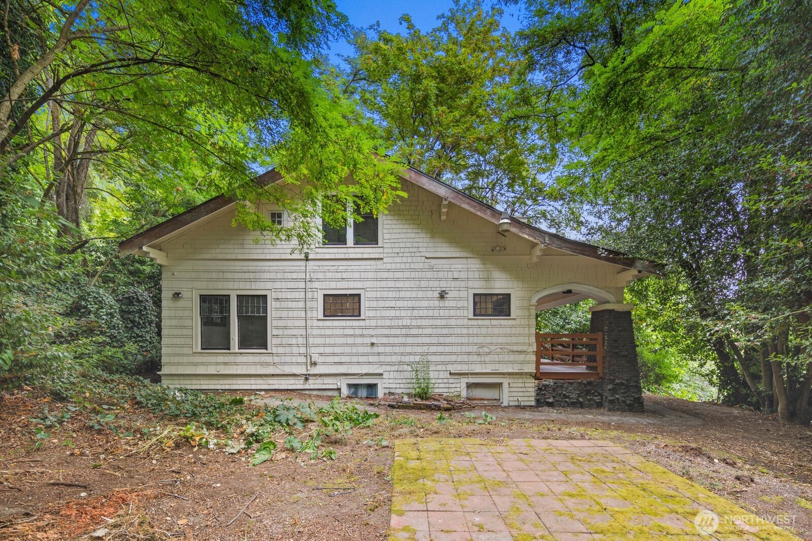 2109 Aurora Avenue Property Photo 33
