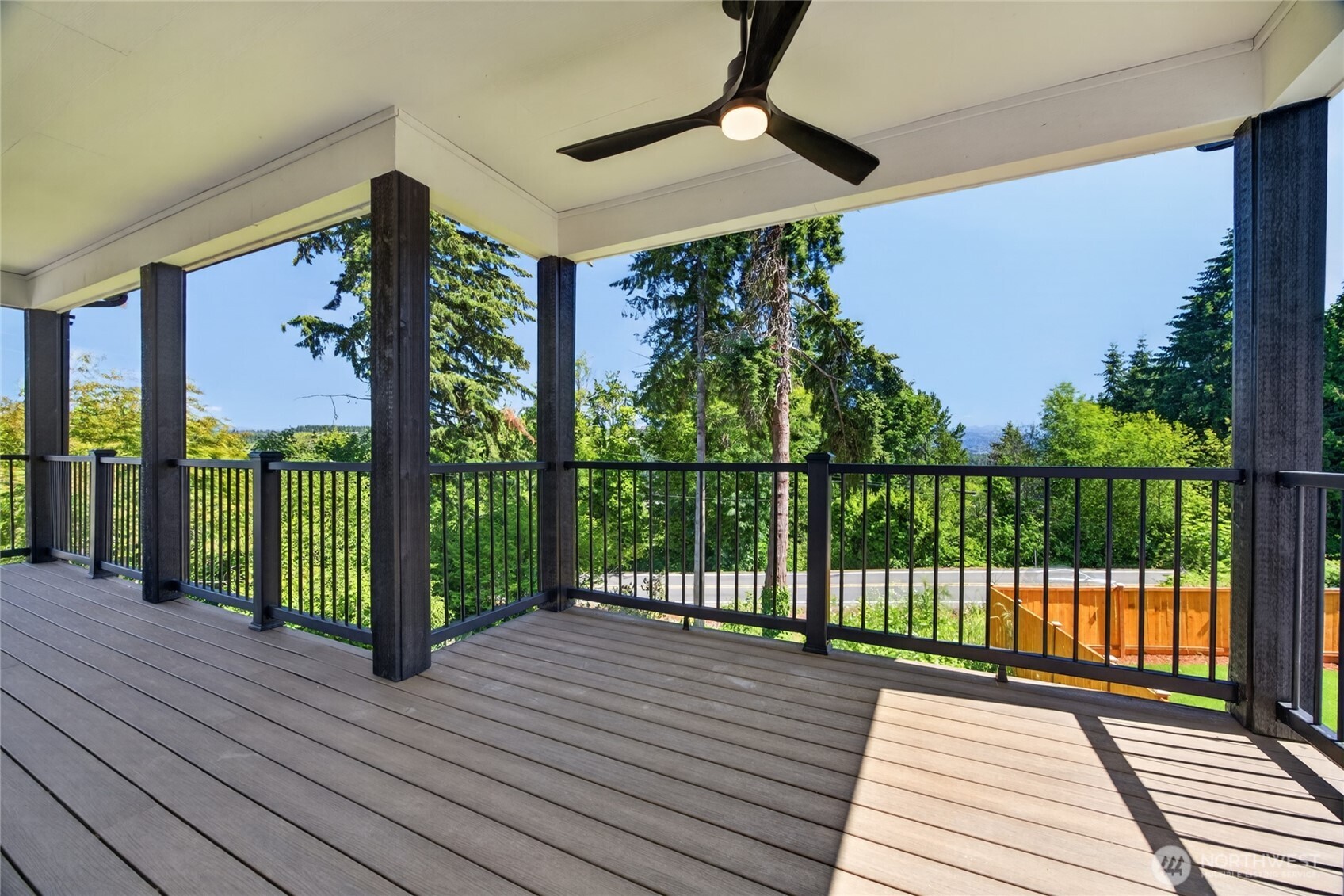 13820 Military Road Property Photo 12