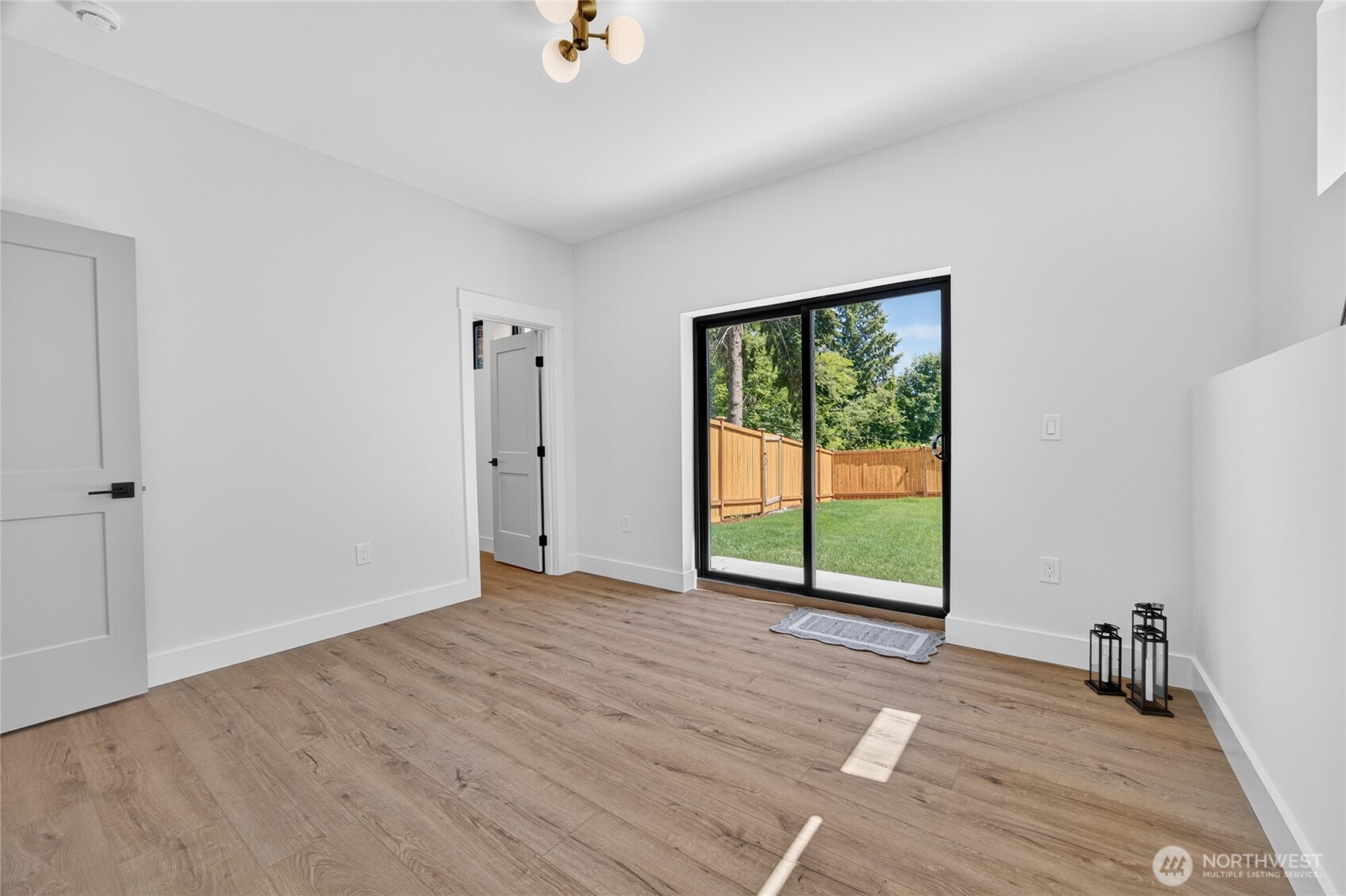 13820 Military Road Property Photo 28