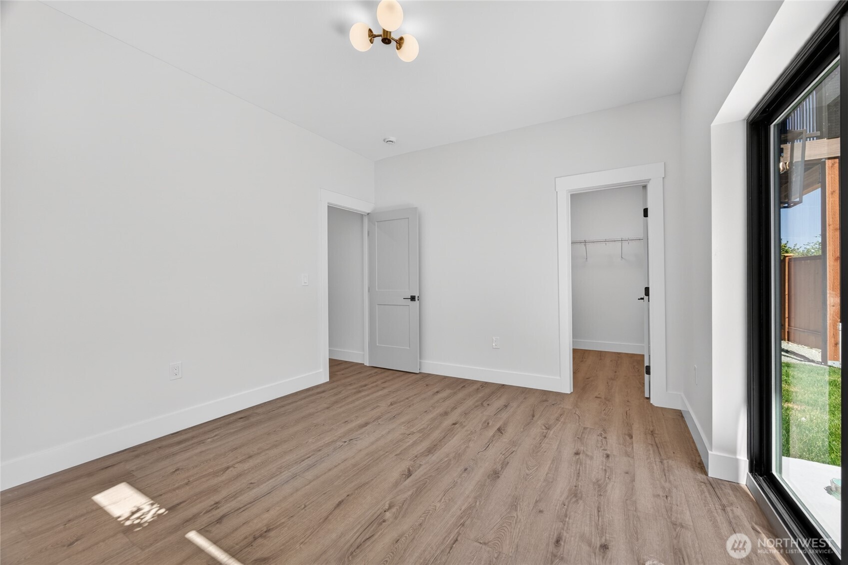 13820 Military Road Property Photo 29