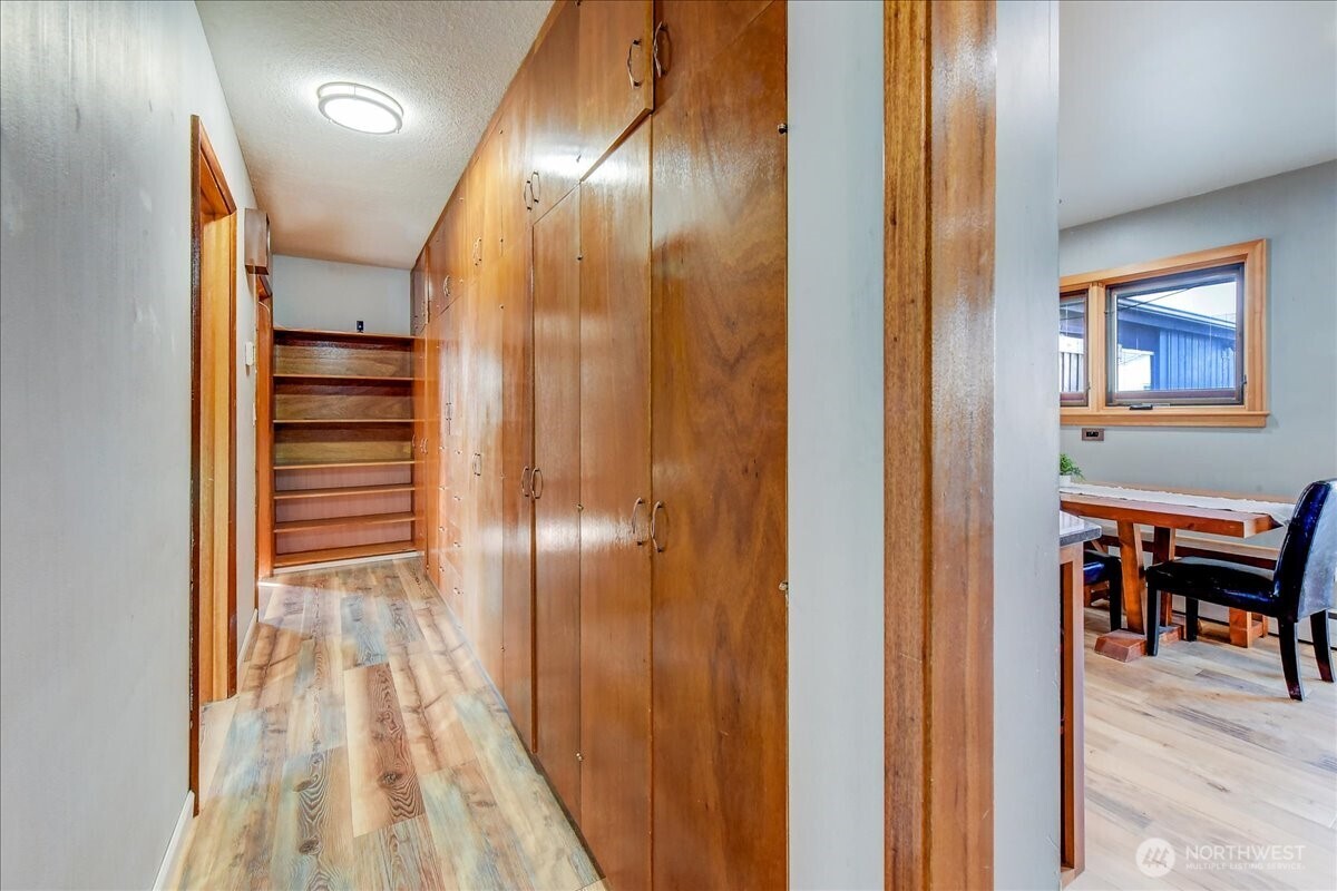 405 W 7th Avenue Property Photo 7