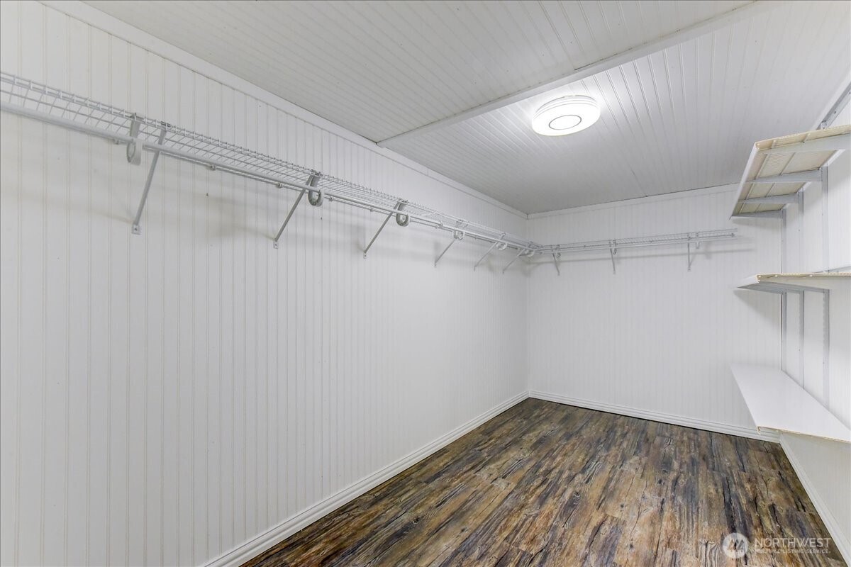 405 W 7th Avenue Property Photo 11
