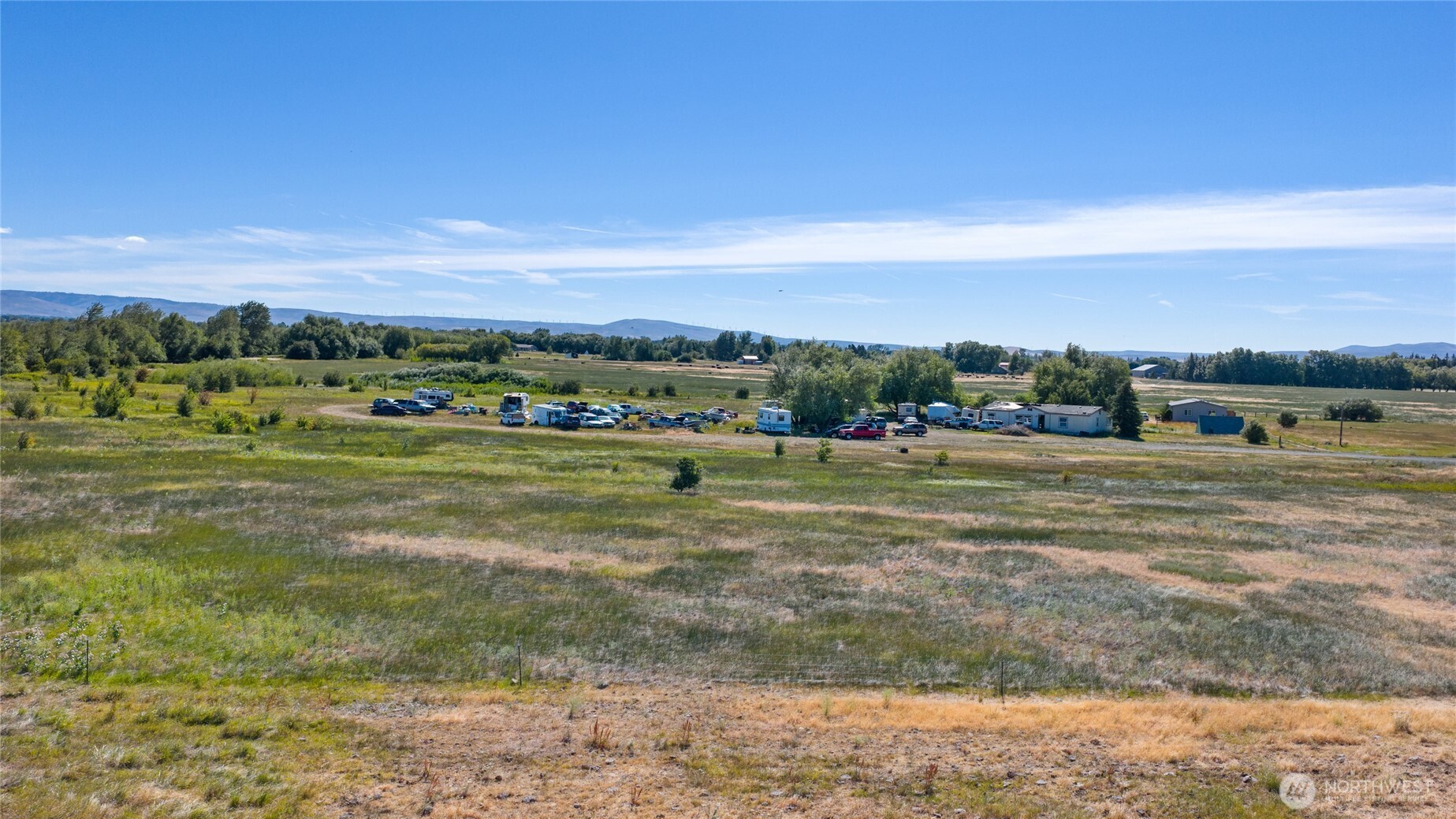 1215 E Sanders Road Property Photo 13
