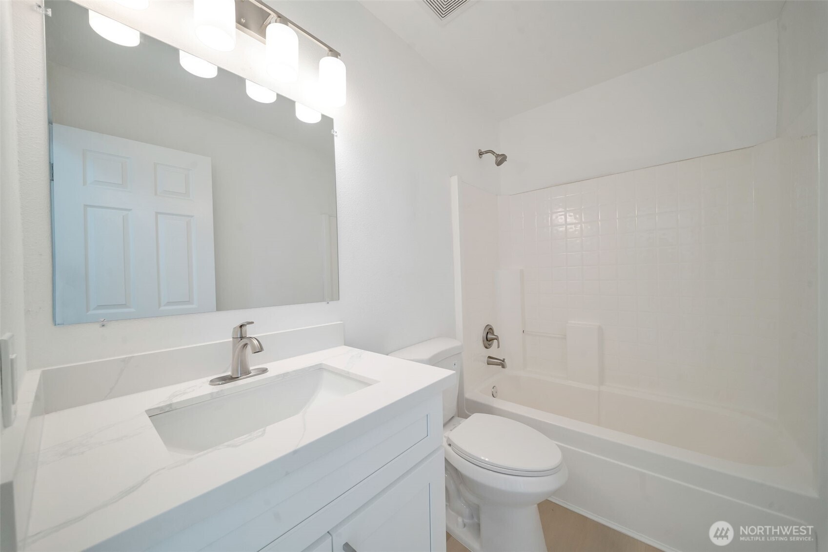304 Eldredge Court Property Photo 14