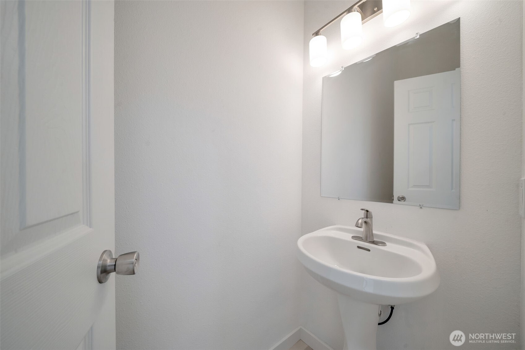 304 Eldredge Court Property Photo 21