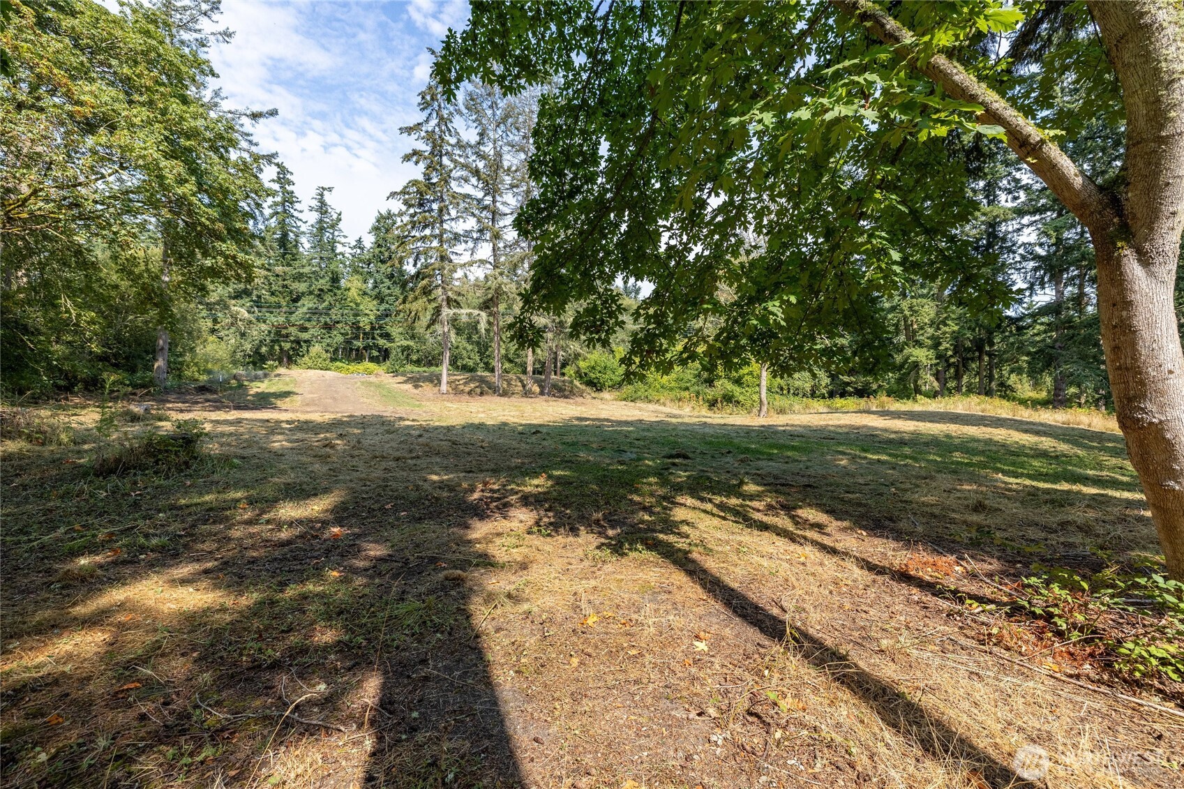 1110 Bush Point Road Property Photo 5