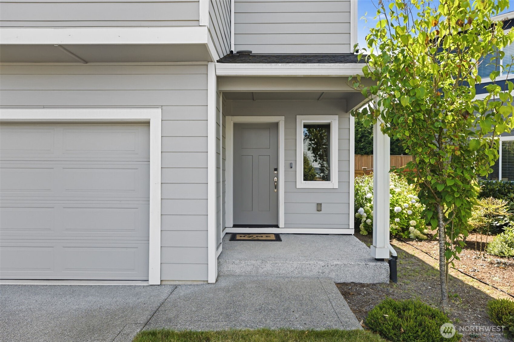 1243 92nd Way Se Property Photo 3