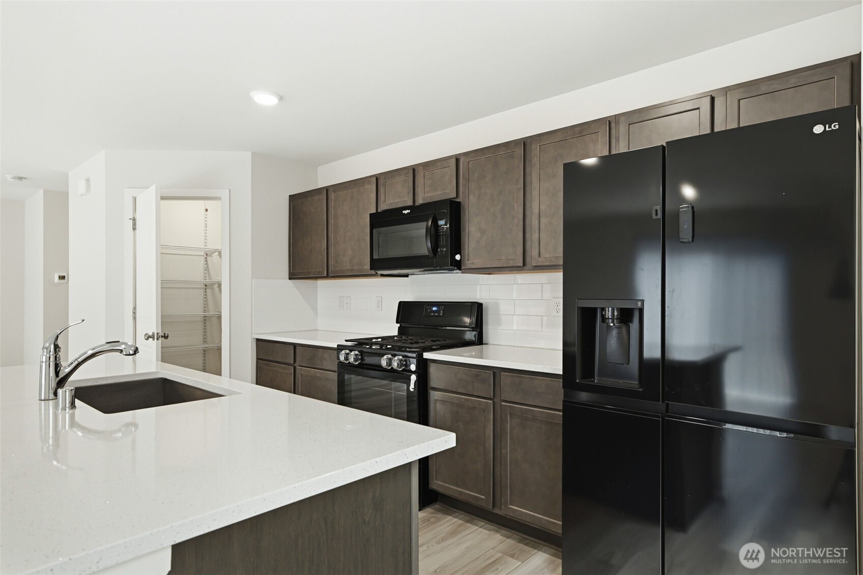1243 92nd Way Se Property Photo 8