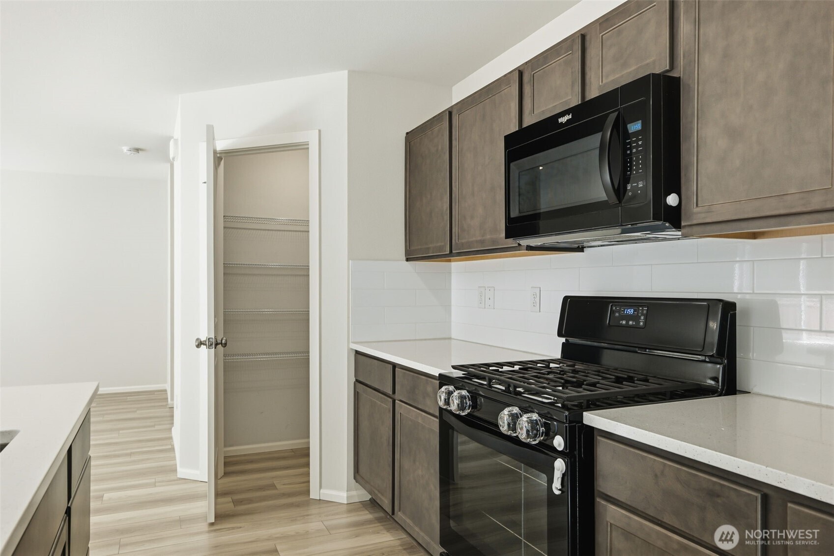 1243 92nd Way Se Property Photo 9