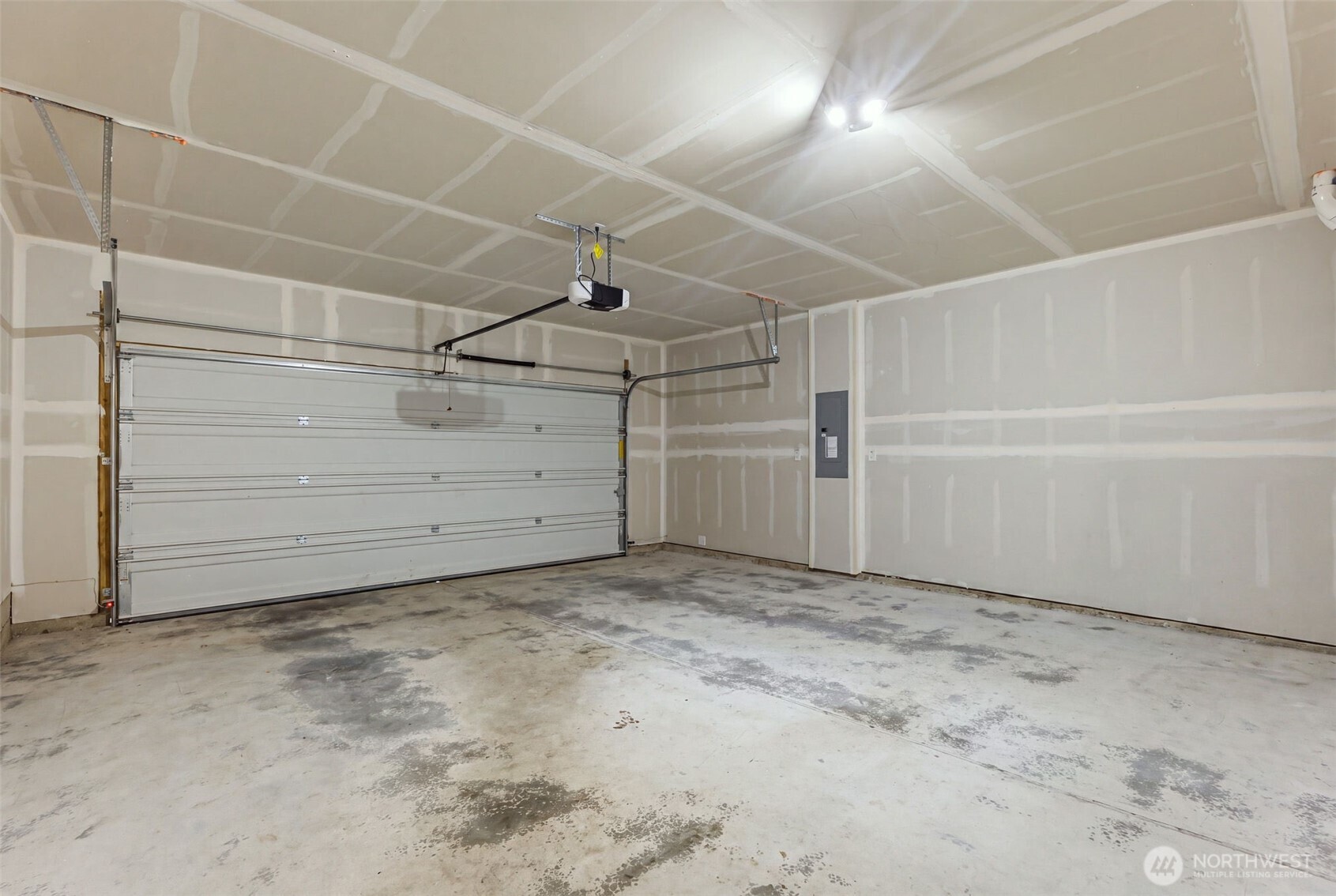 1243 92nd Way Se Property Photo 27
