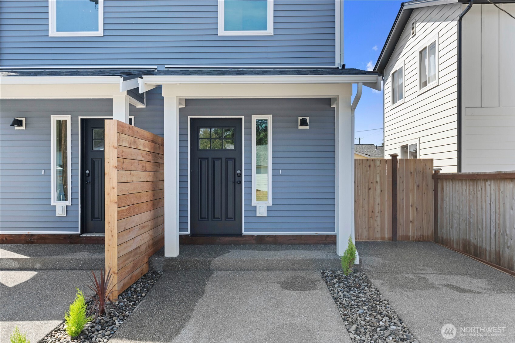 202 S Alder Avenue B Property Photo 2