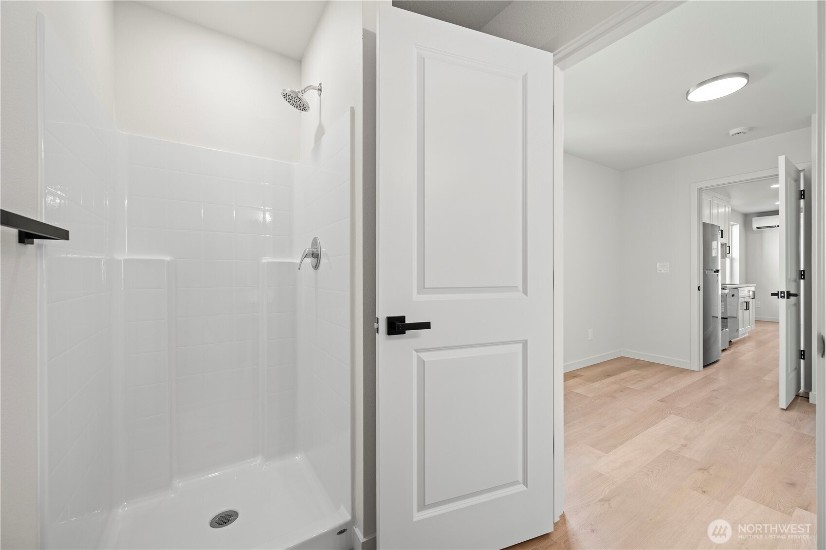 202 S Alder Avenue B Property Photo 12