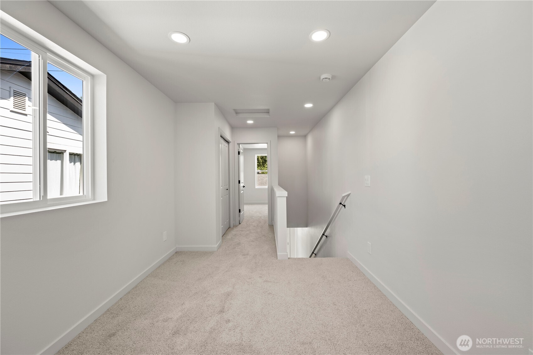 202 S Alder Avenue B Property Photo 15