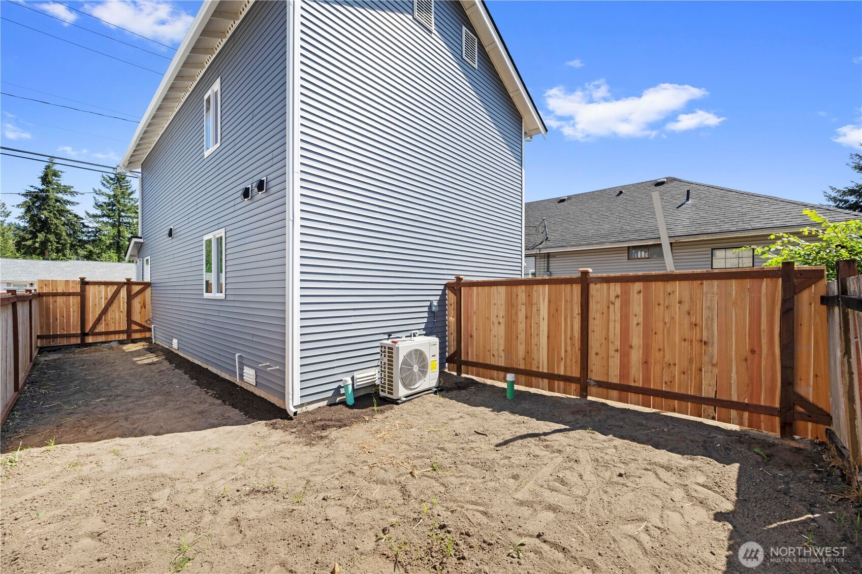 202 S Alder Avenue B Property Photo 20