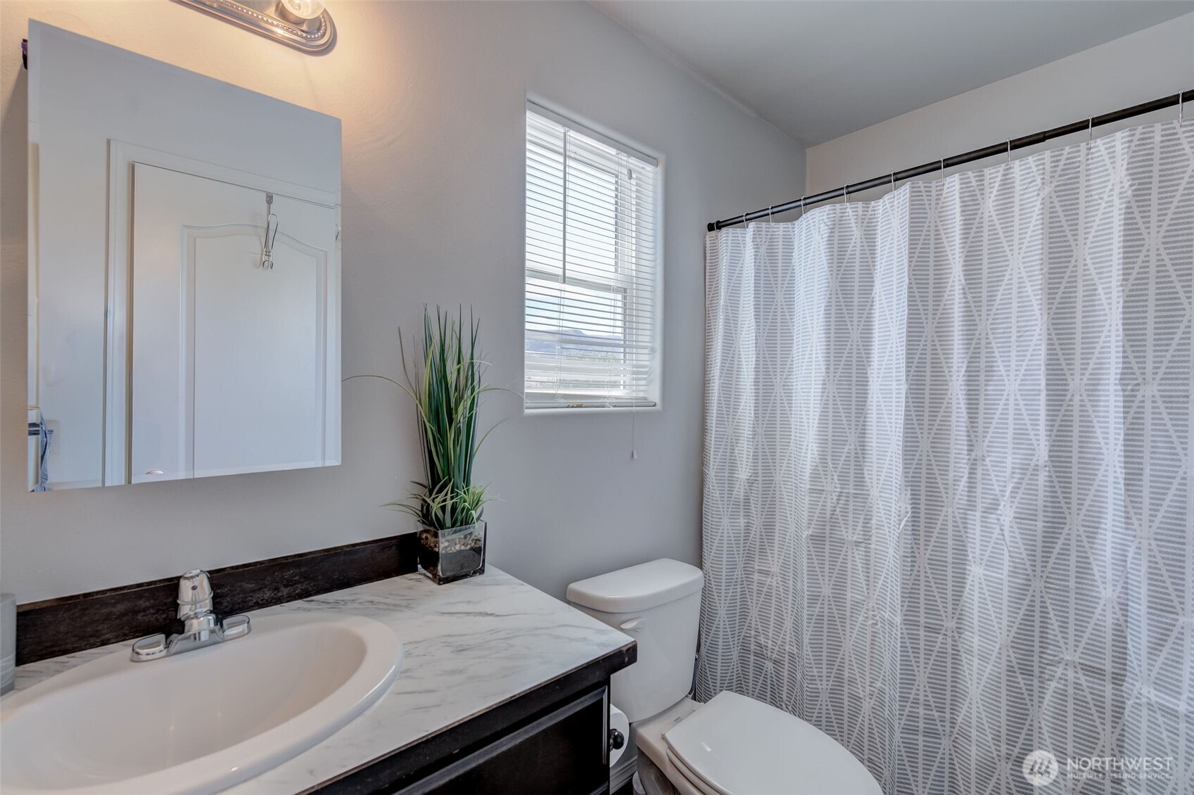1450 Denny Place Property Photo 22