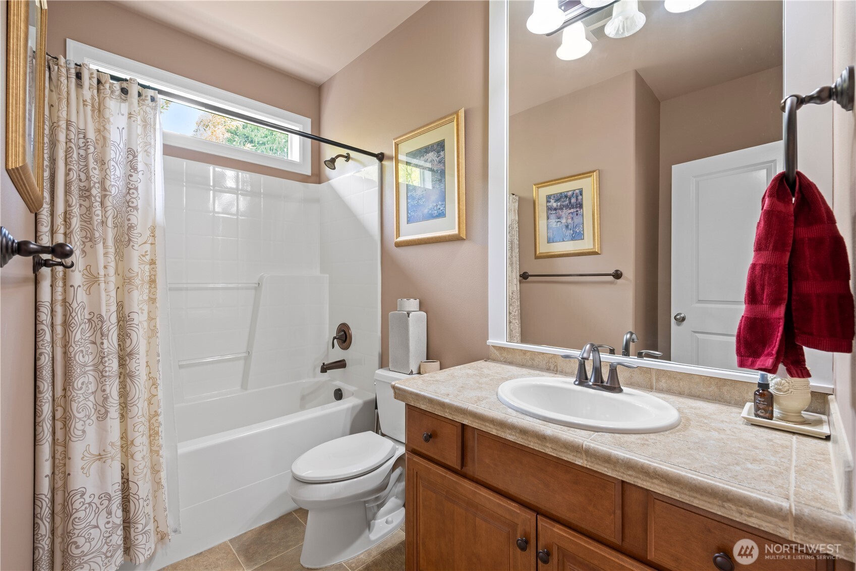 12521 6th Avenue Property Photo 21