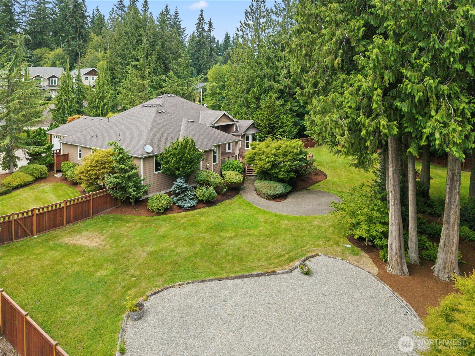 12521 6th Avenue Property Photo 33