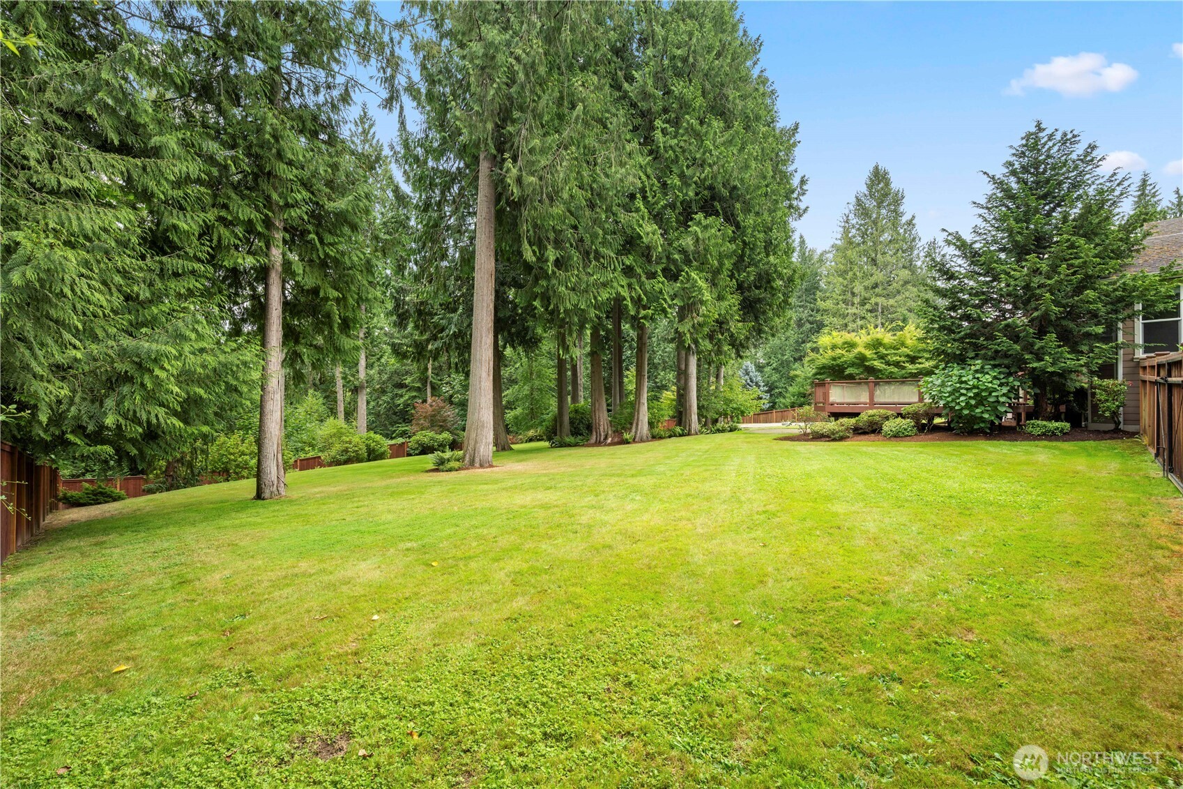 12521 6th Avenue Property Photo 34