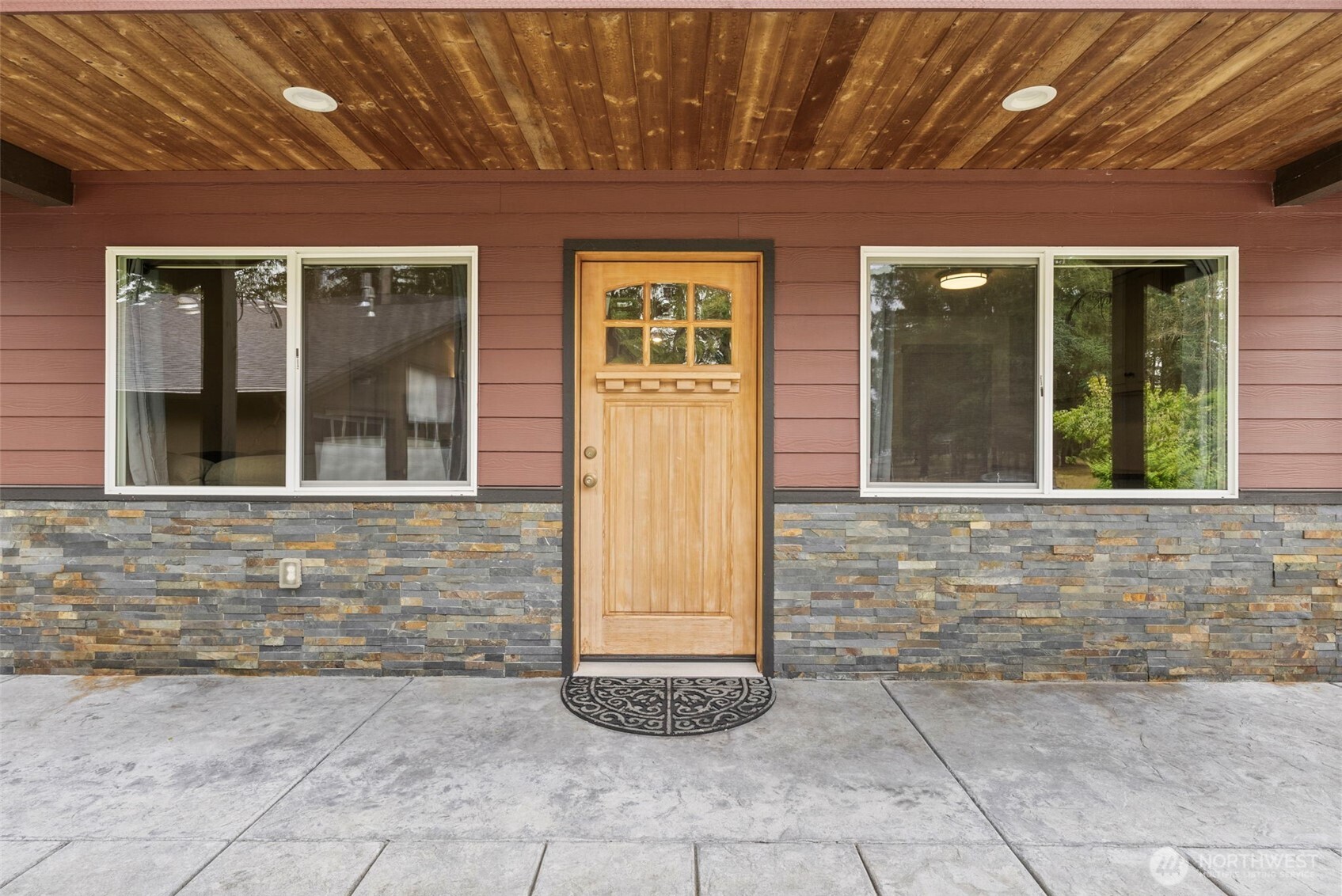 17035 Sargent Road Property Photo 6