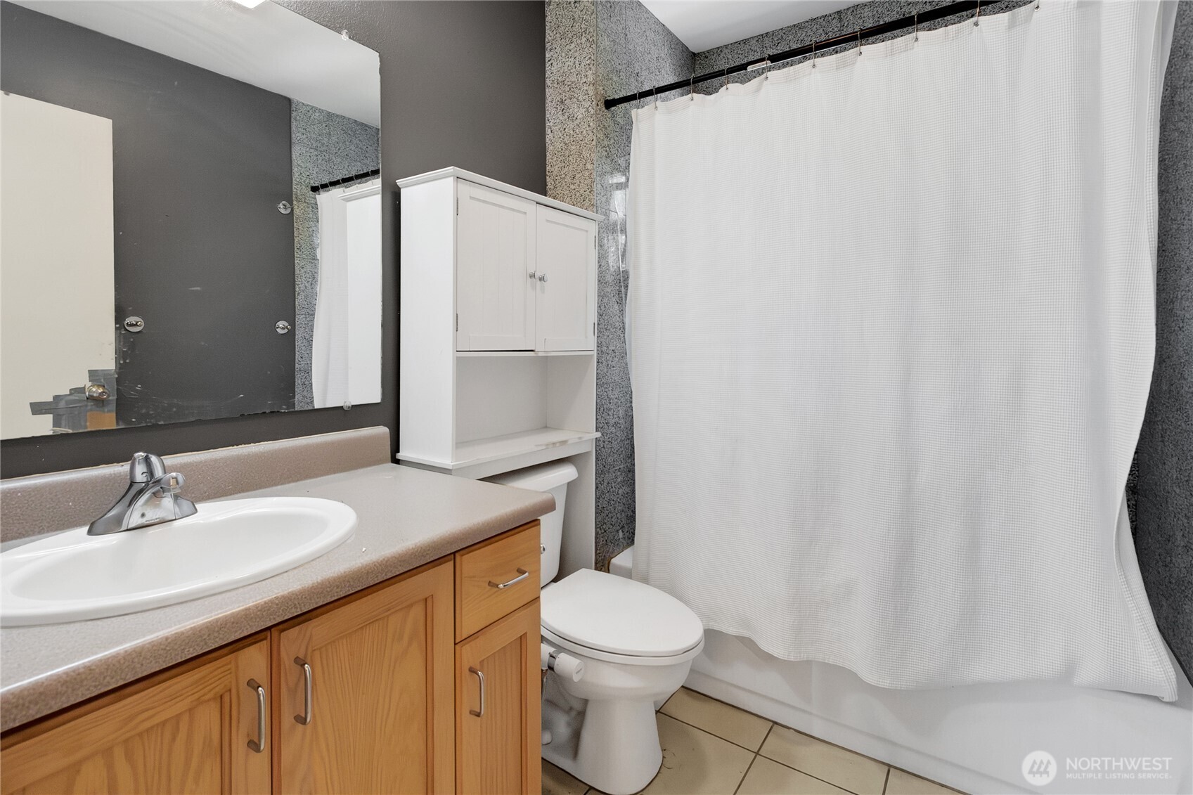 1735 28th Avenue Property Photo 10