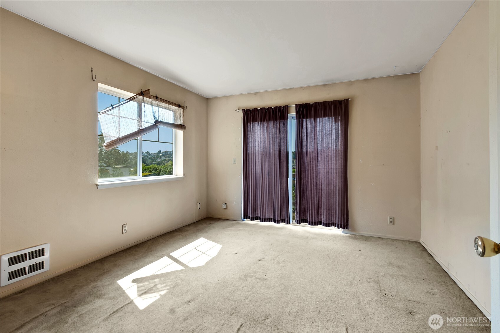 1735 28th Avenue Property Photo 11