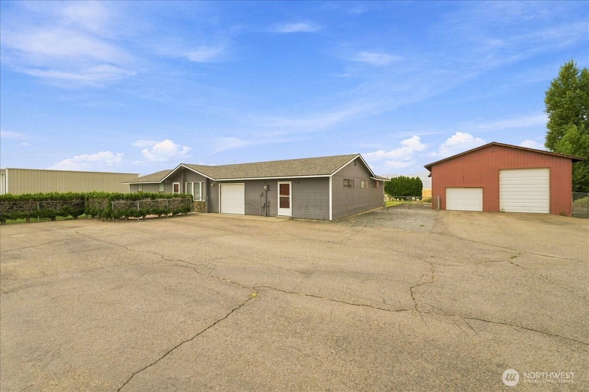 403 Neptune Place Property Photo 27