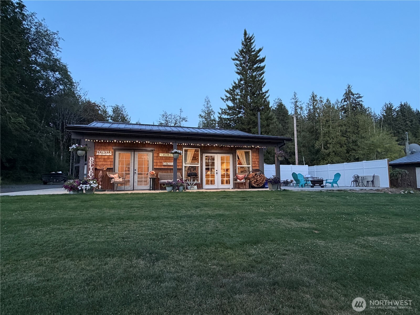 3420 N Mission Road Property Photo 8