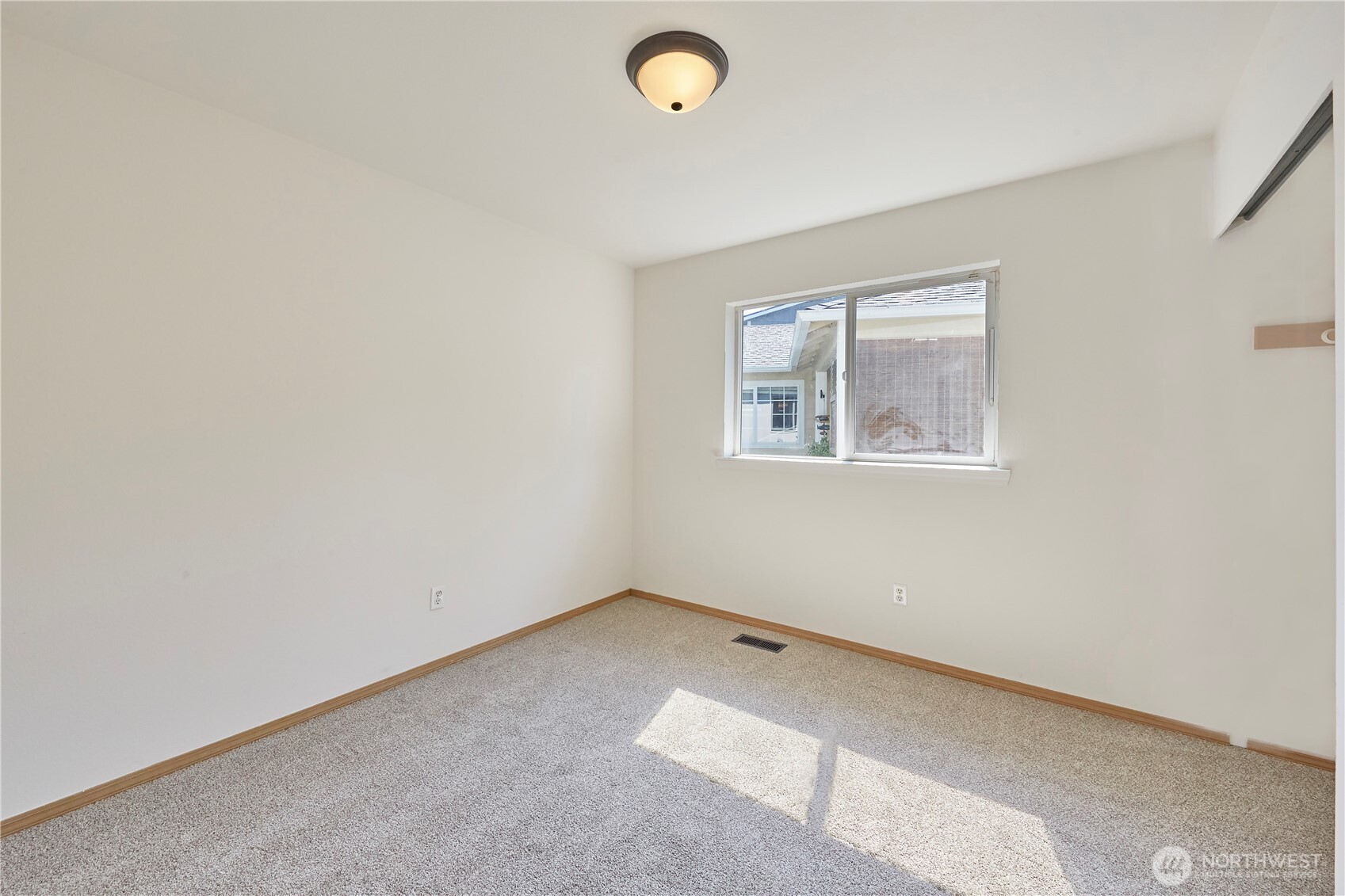 6804 E 132nd Street Ct Property Photo 14