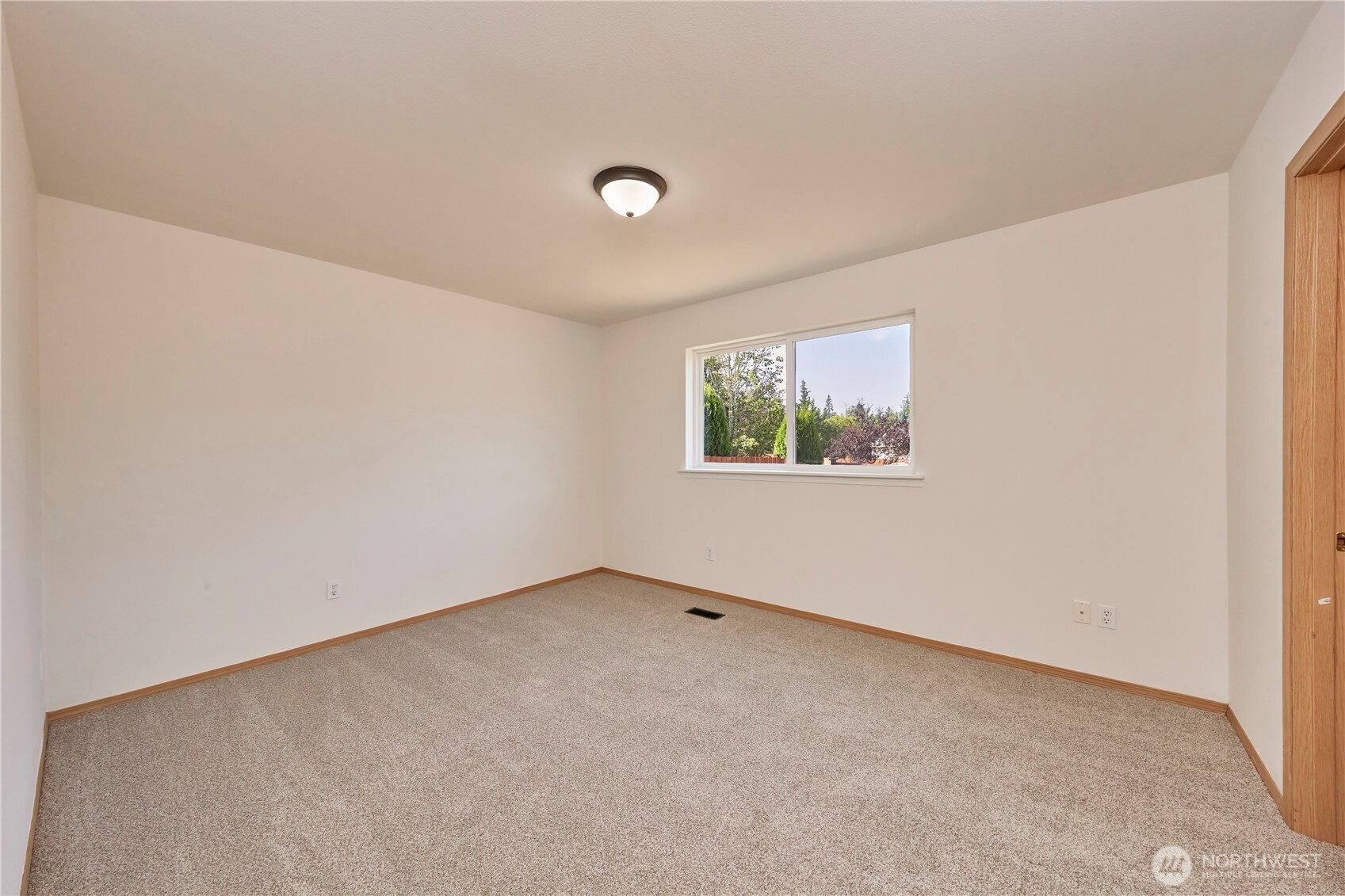 6804 E 132nd Street Ct Property Photo 23