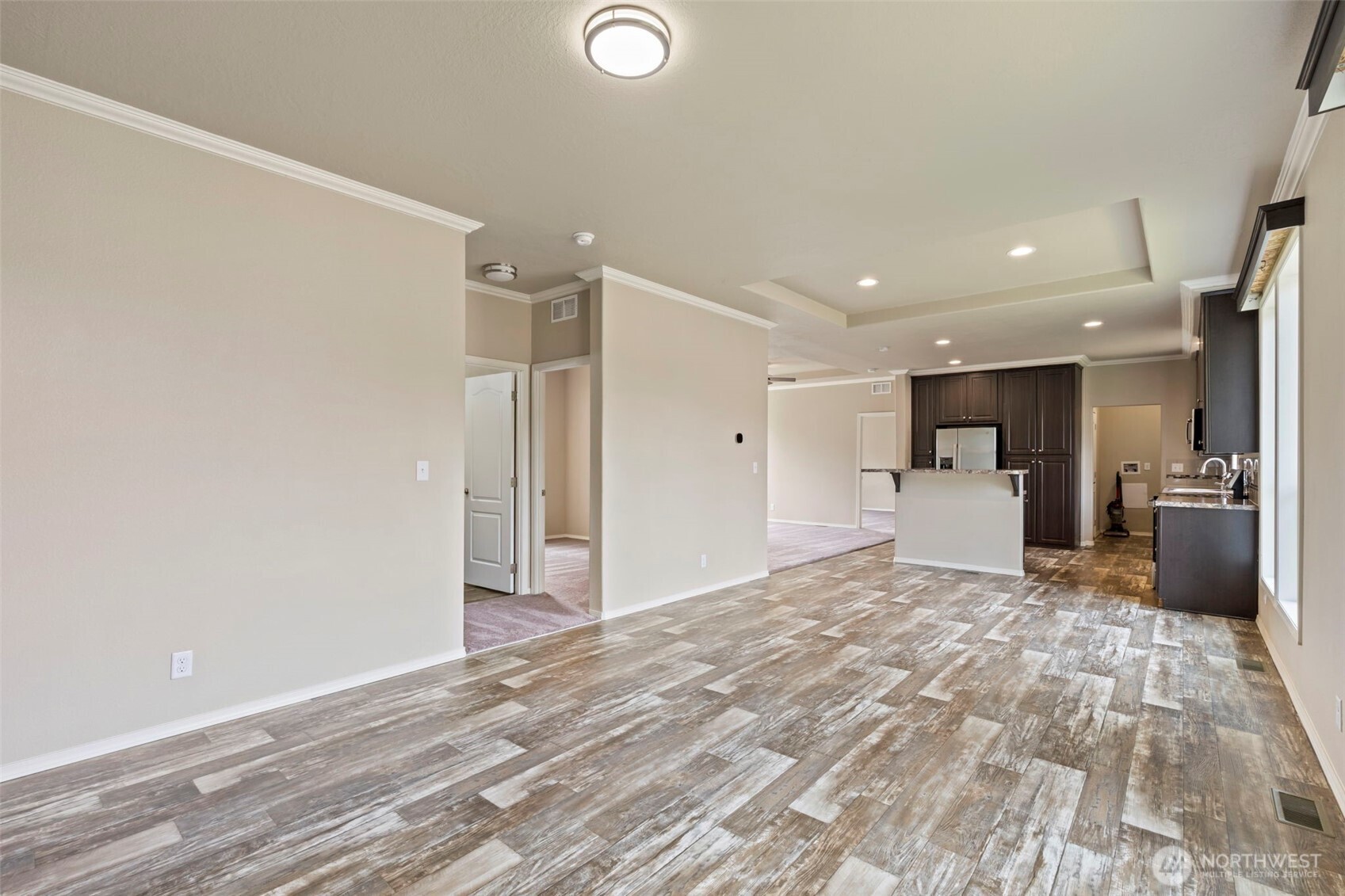 762 Division Avenue Property Photo 13