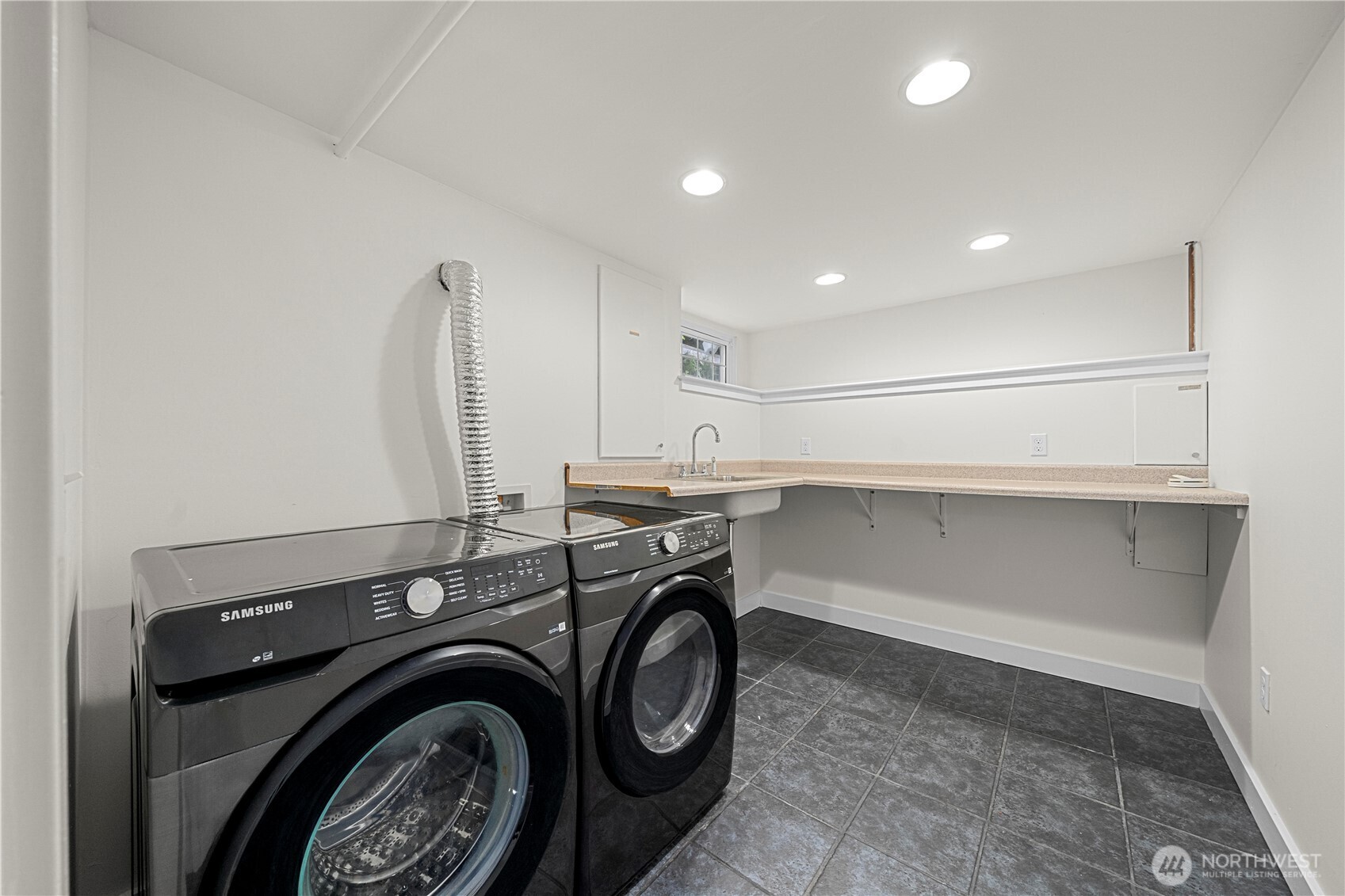 1509 4th Avenue Property Photo 25