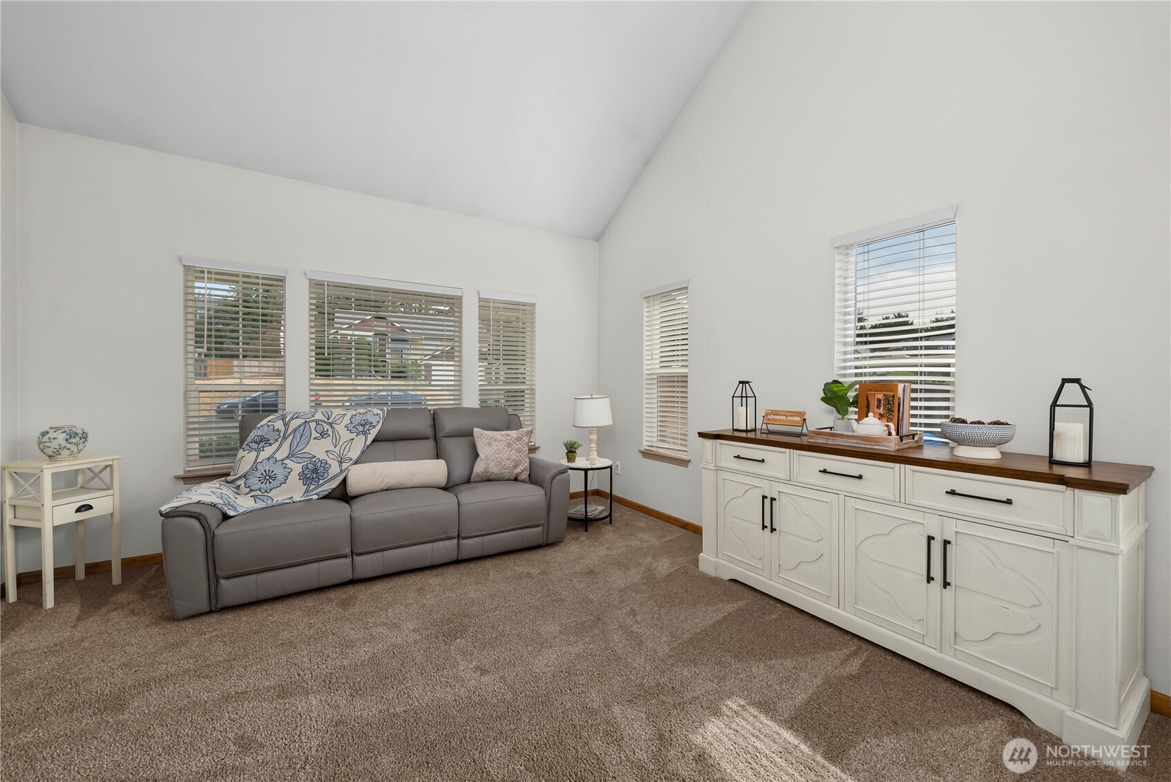 11306 216th Avenue Property Photo 5