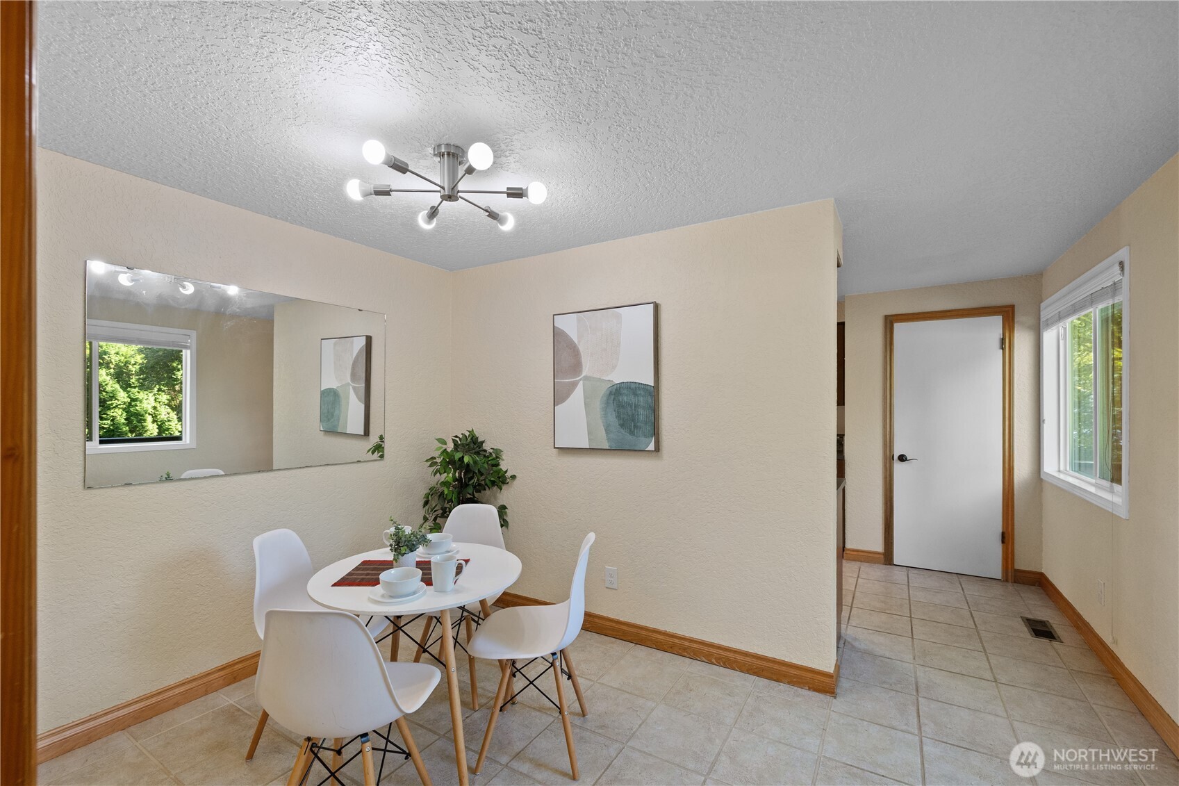 8731 Shadow Wood Drive Property Photo 13