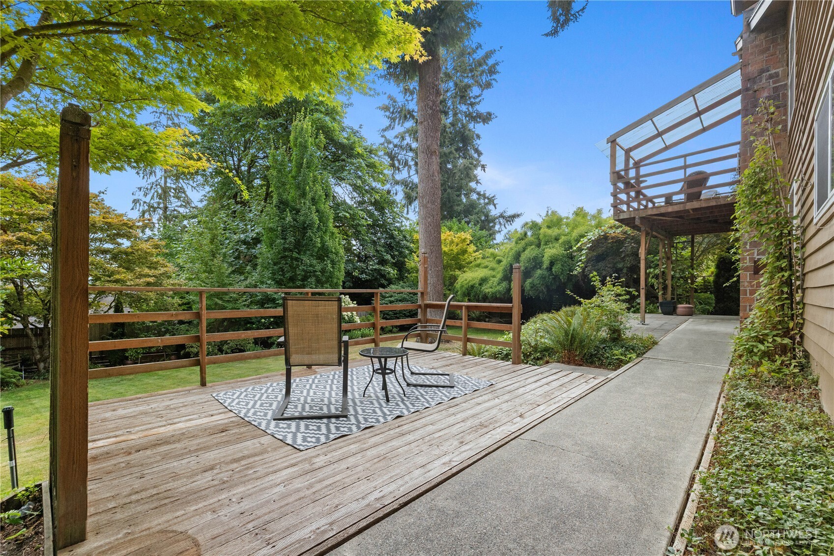 8731 Shadow Wood Drive Property Photo 28