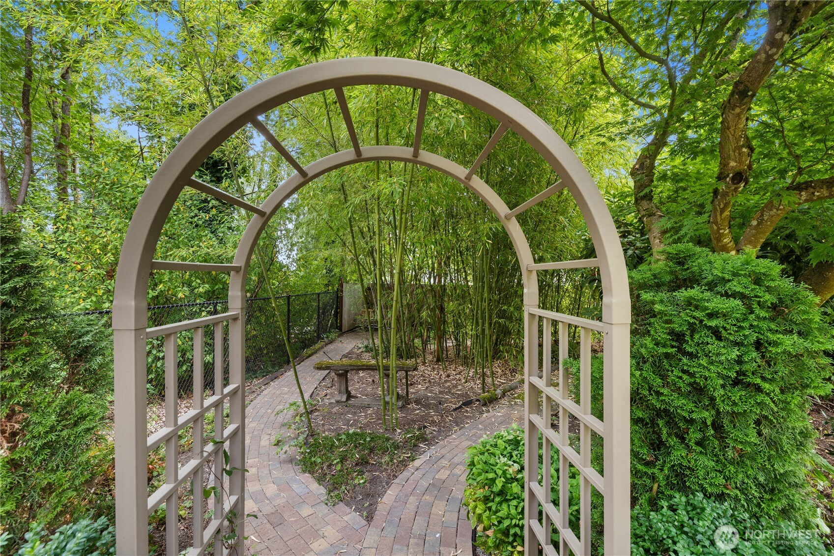 8731 Shadow Wood Drive Property Photo 31