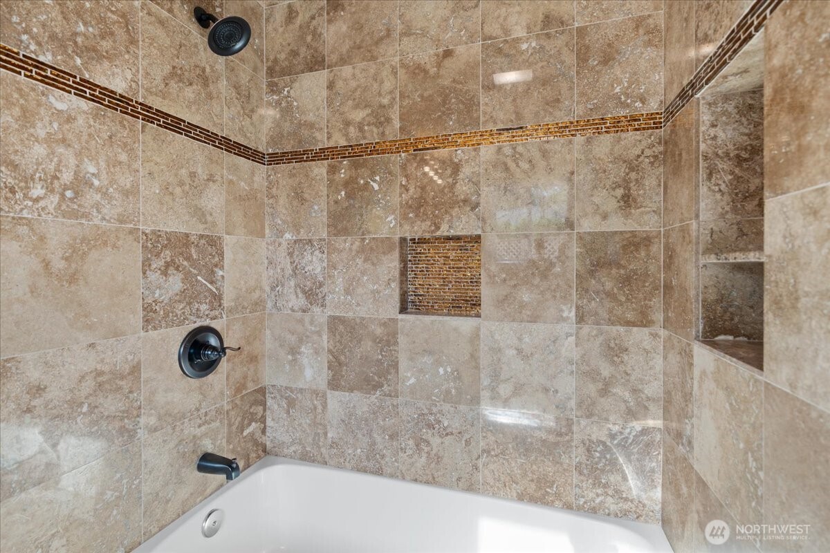 14737 112th Avenue Property Photo 21