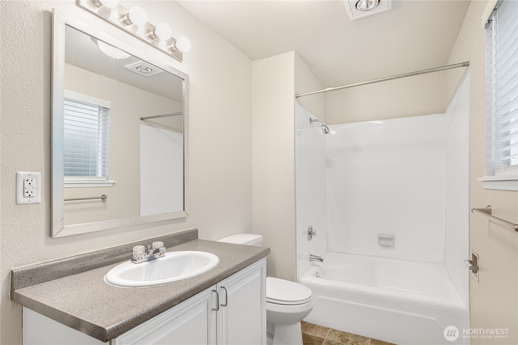 177 S 340th Street Property Photo 19