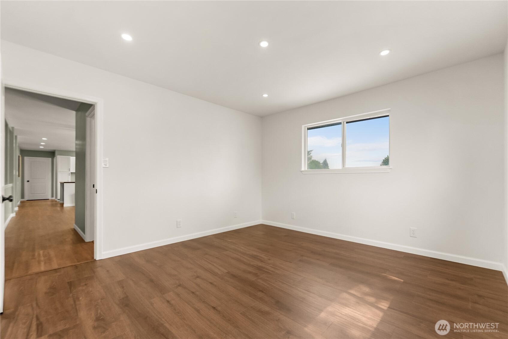 717 W Ridge Drive W Property Photo 13