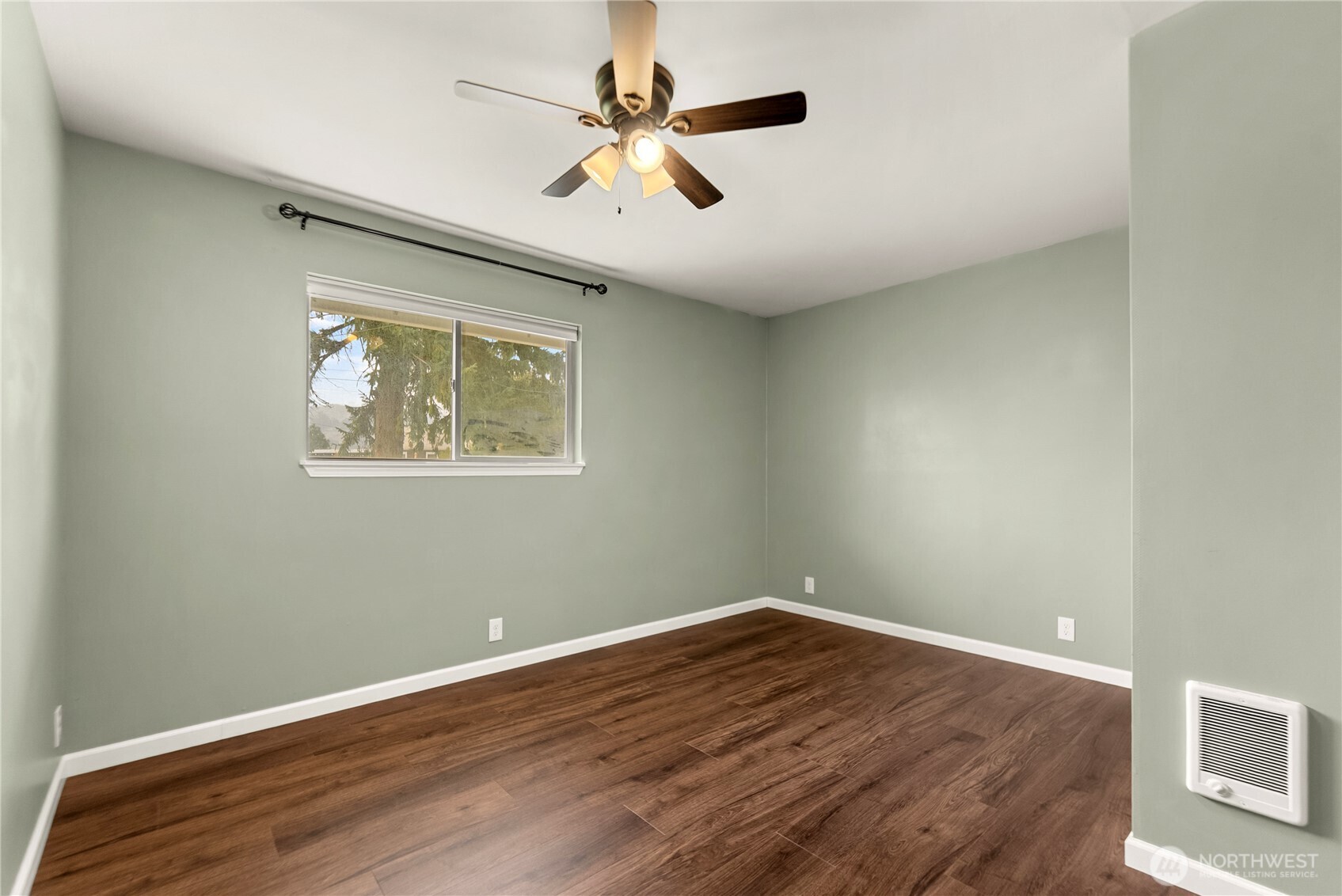 717 W Ridge Drive W Property Photo 17