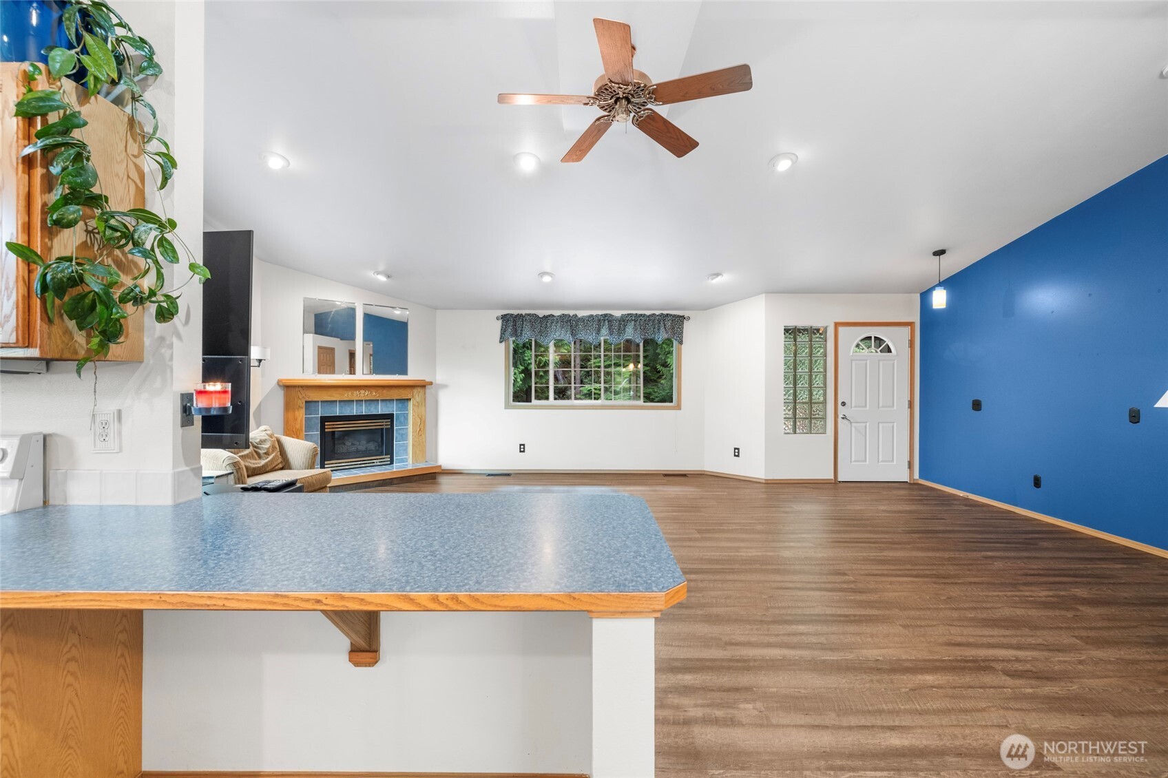 654 Crest Lane Property Photo 19