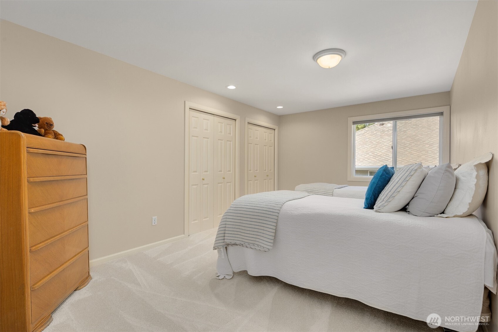 2714 232nd Place Property Photo 32