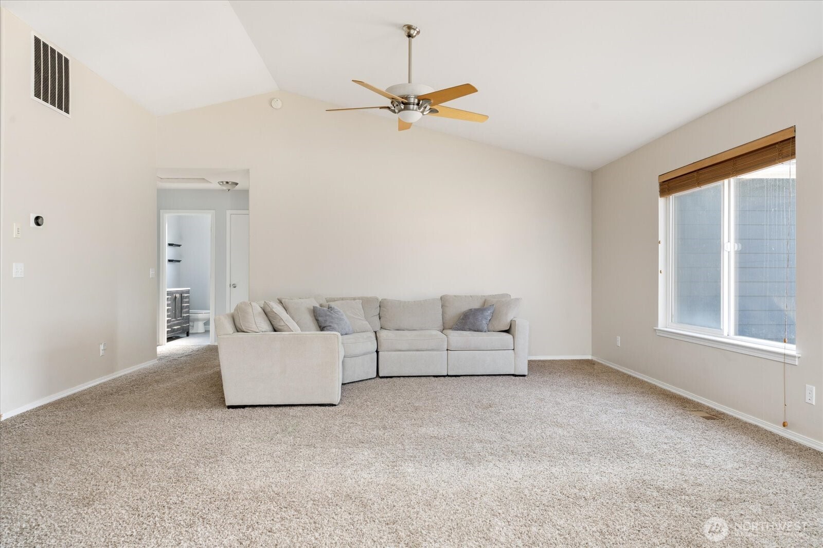 229 Nw Cherry Hill Loop Property Photo 6